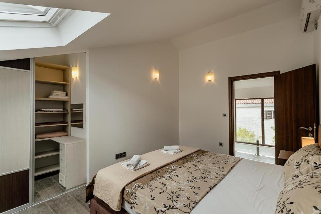 Apartments Joy Herceg Novi Exterior photo