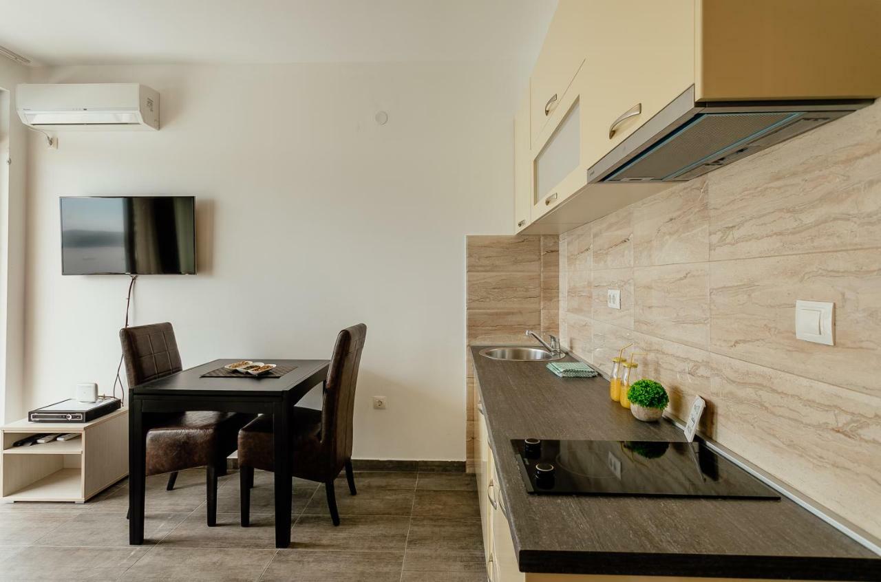 Apartments Joy Herceg Novi Exterior photo
